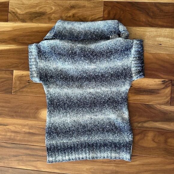 Maurice’s Knit Striped Cowl Neck Short Sleeve Sweater size Small - Picture 2 of 3